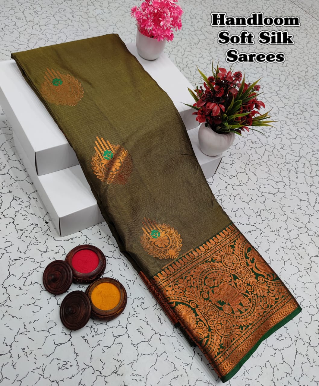 Shop premium Kanchipuram Handloom Soft Silk Saree with copper zari border, rich meena pallu & contrast blouse. Elegant saree for weddings & festivals.